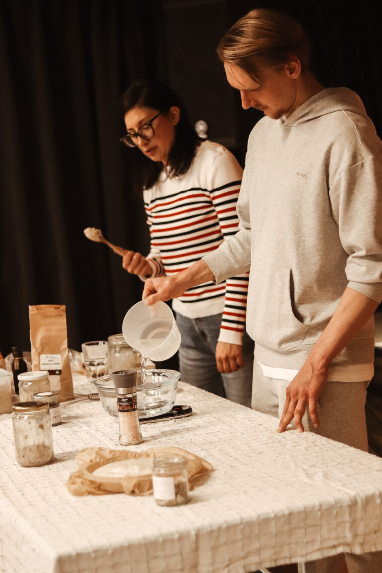 Delavnica Kruh za zdravje in rastlinski namazi